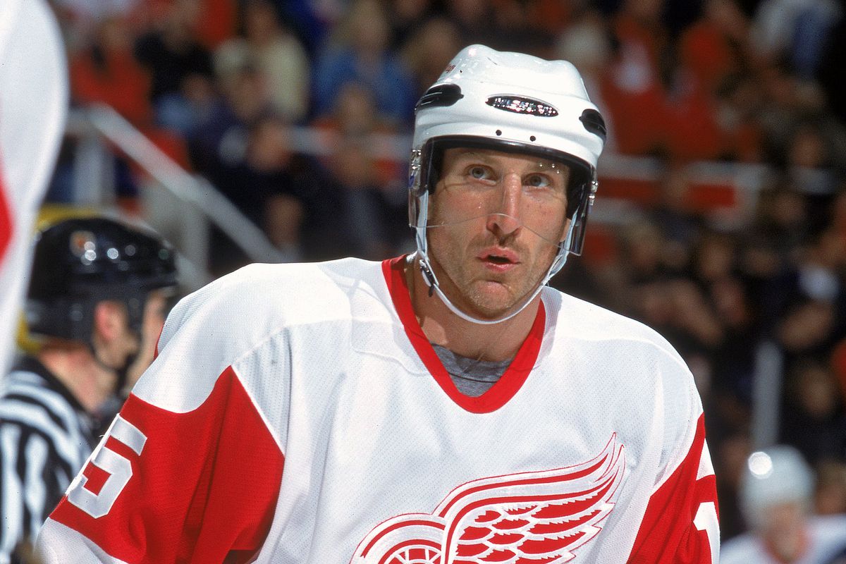This Day In Hockey History-February 27, 2000-Red Wings Reach 3 Milestones In One Game