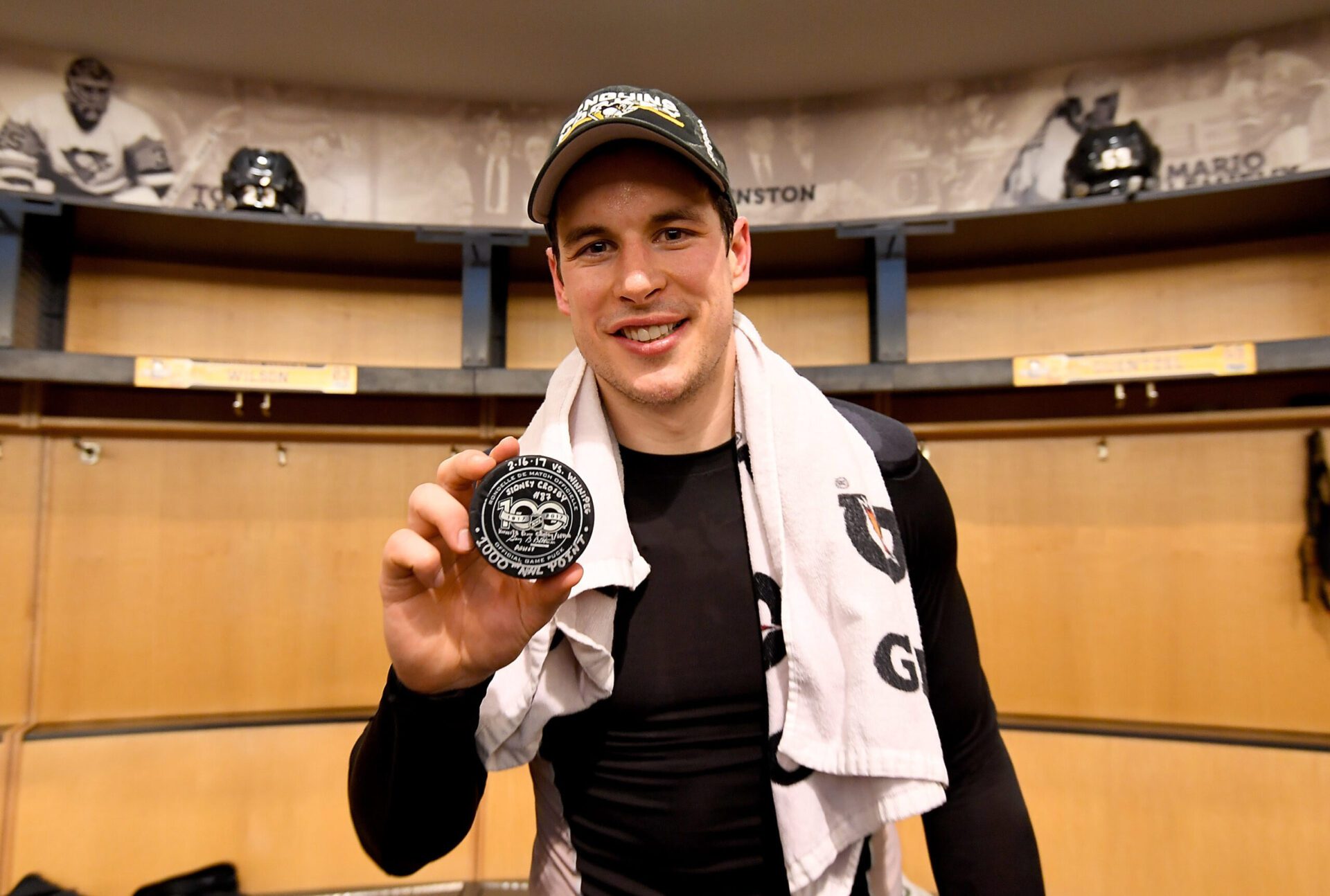 This Day In Hockey History-February 16, 2017- Sidney Crosby reaches 1000 points