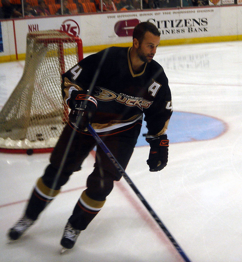 This Day In Hockey History-March 11, 2003-Rob Niedermayer Traded to Anaheim Ducks