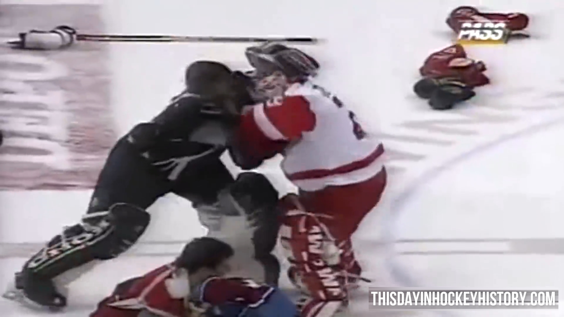 This Day In Hockey History-March 26,1997-Colorado Avalanche vs Detroit Red Wings ”Brawl in Hockeytown”