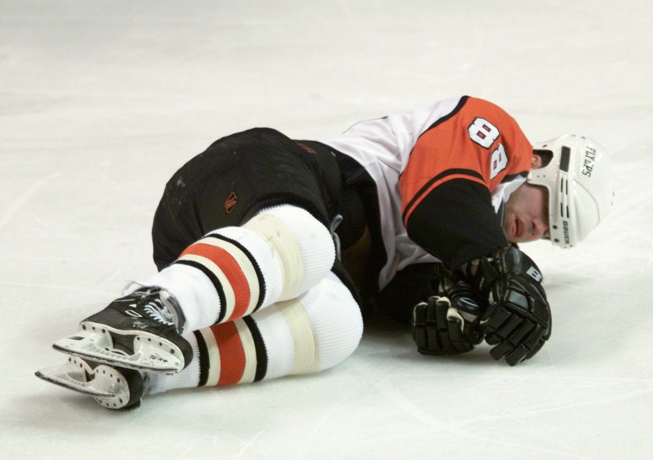 This Day In Hockey History-May 26, 2000-Scott Stevens Hit Leaves Eric Lindros With Concussion