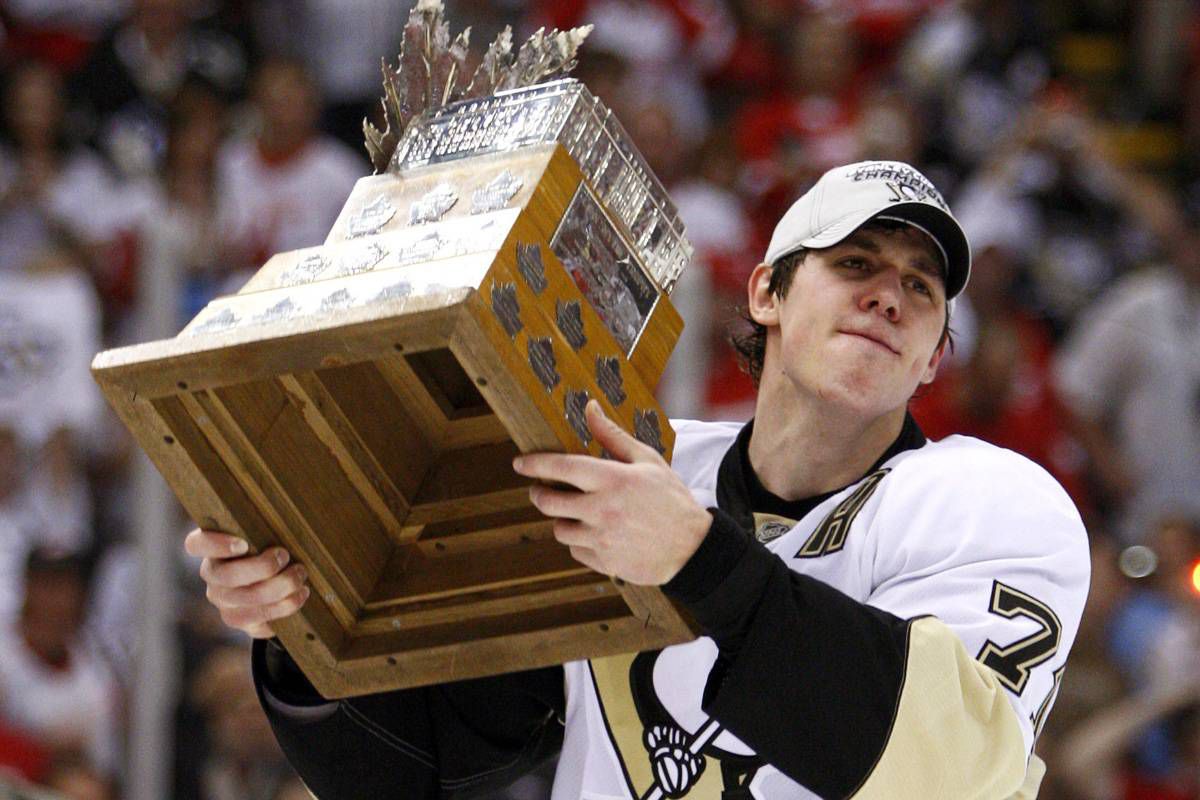This Day In Hockey History-June 12, 2009-Malkin redeemed with MVP win