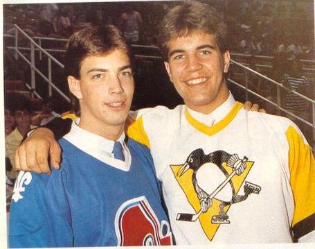 Joe Sakic, picked 15th overall by the Quebec Nordiques, poses with #5 overall pick Chris Joseph at the 1987 NHL Draft
