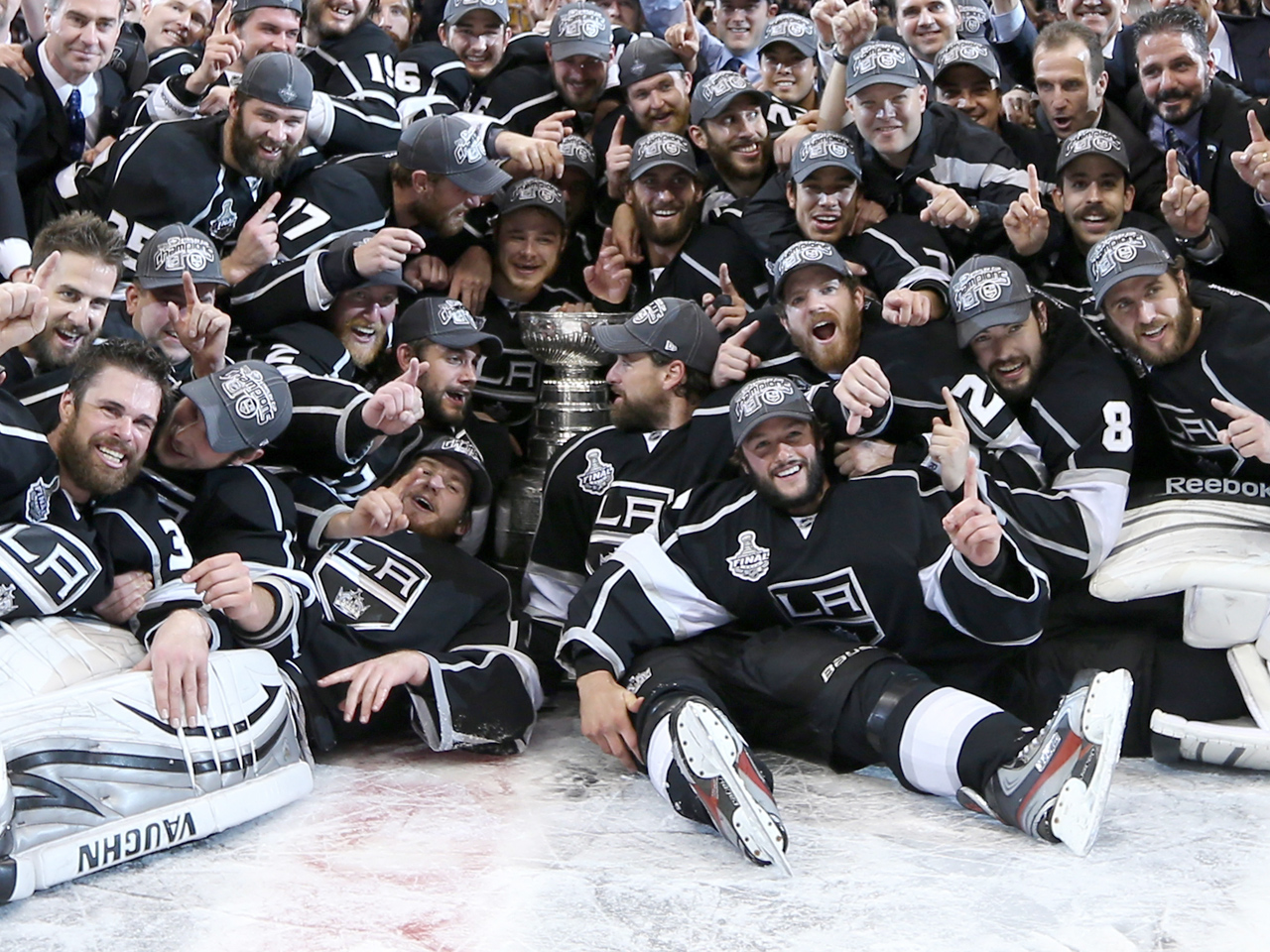 This Day In Hockey History-June 11, 2012-KINGS: Stanley Cup champs at last